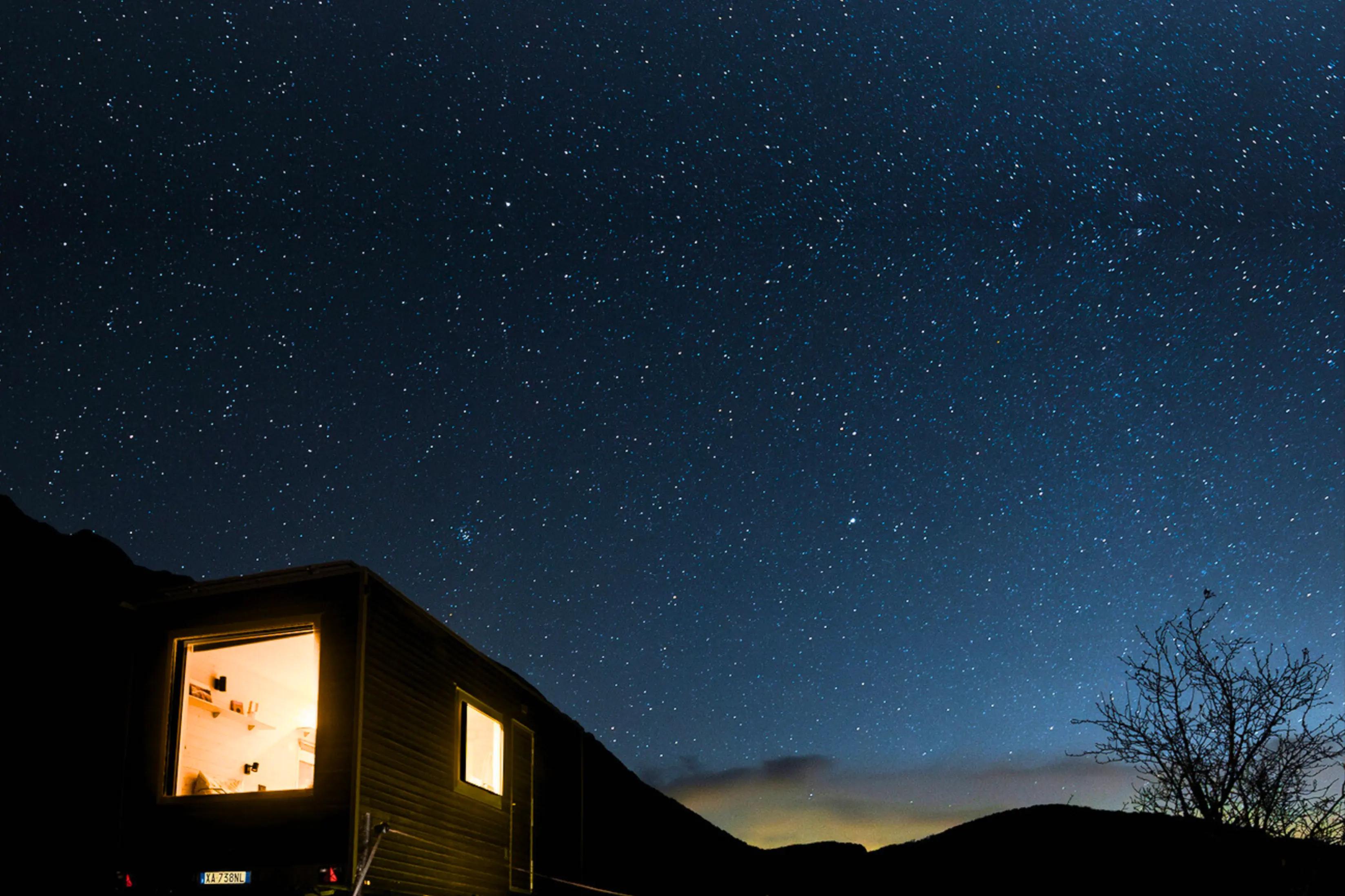 winzigen Haus unter den Sternen in den Karnischen Voralpen im Val d'Arzino
