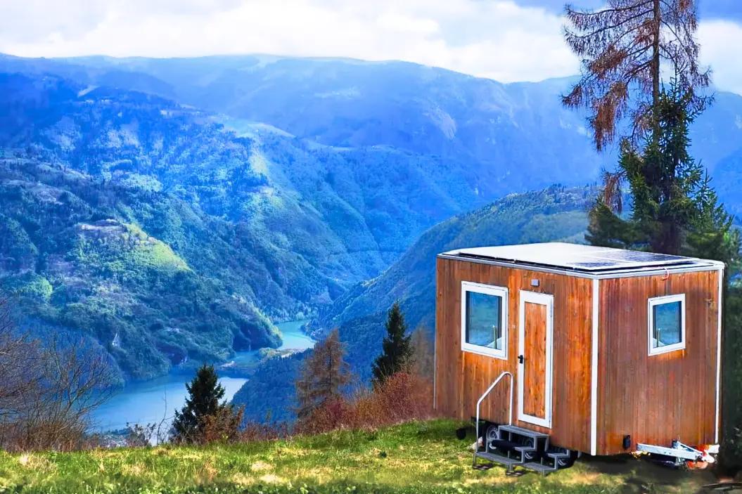 casetta friland a cima lan con vista panoramica sulle dolomiti ad arsie