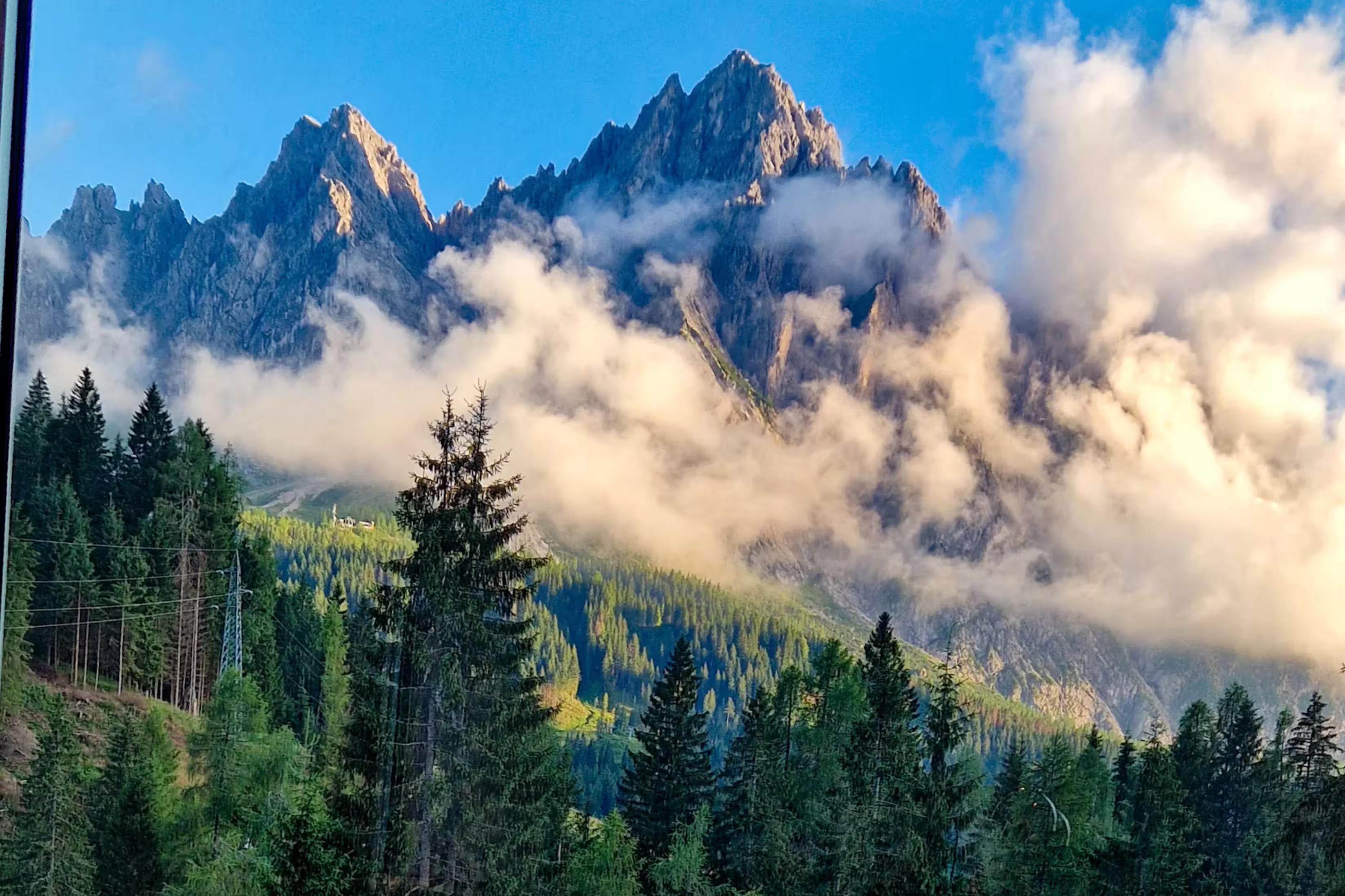 un viaggio nella natura fra i monti a sappada, sulle dolomiti