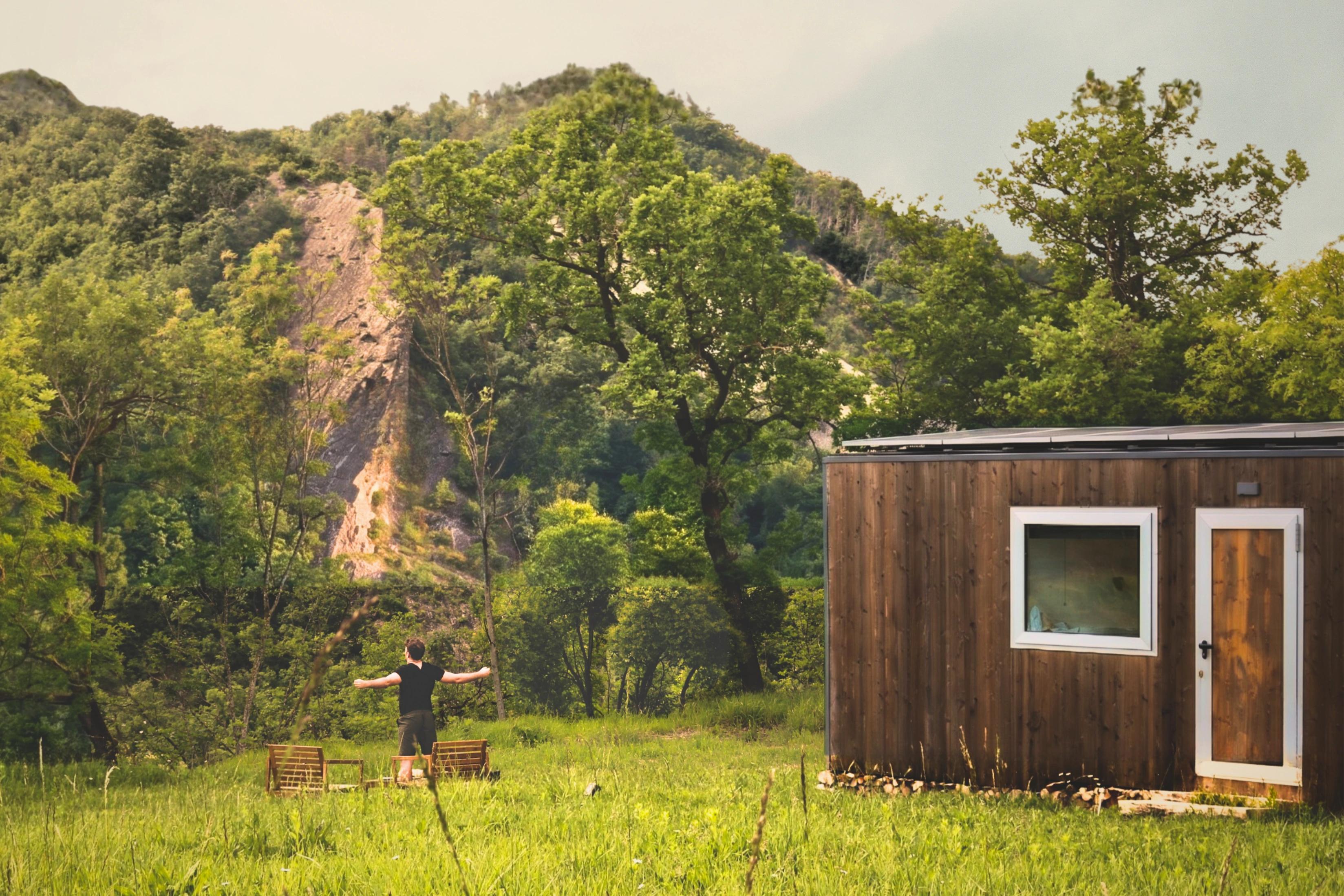 esterno della tiny house prugnola in val tidone